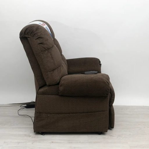 Felállást segítő fotel - nagyméretű fotel - barna szövet kárpittal raktárról - Omni