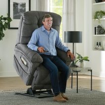 Felállást segítő fotel