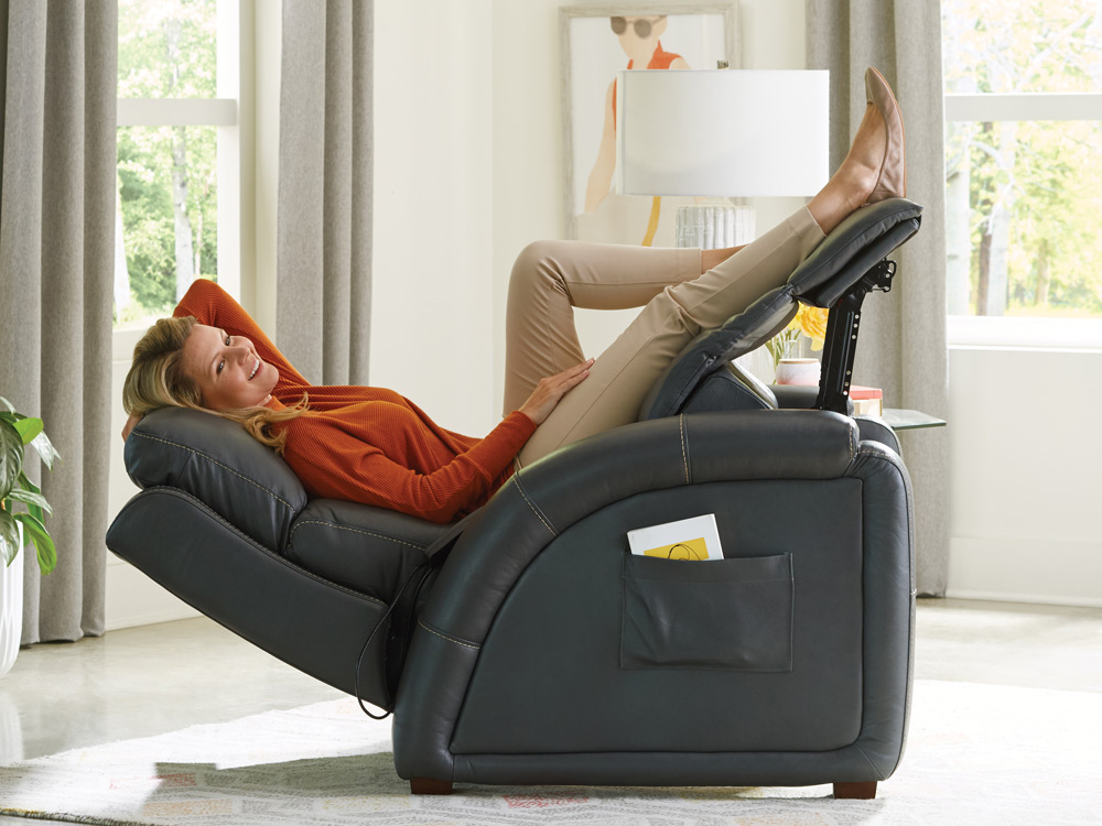 Zero gravity fotel lábat pihentető pozícióban